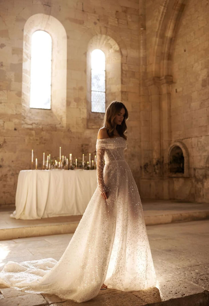 Sequinned sparkly wedding dress by Evalendel.