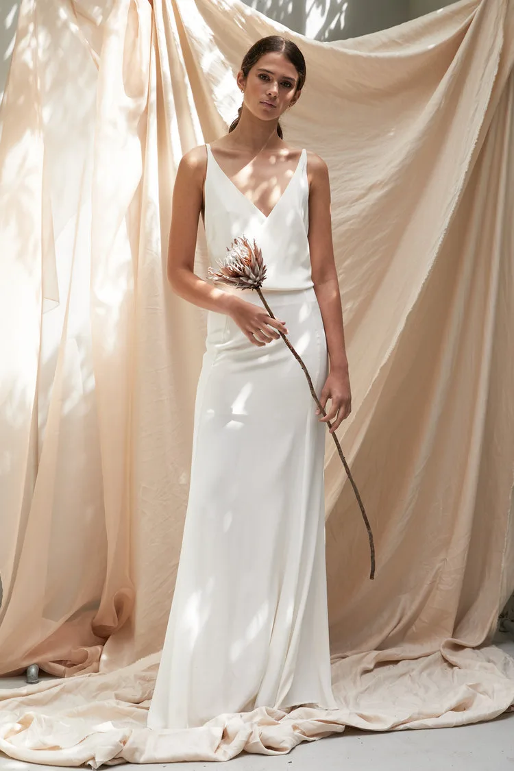 Evan wedding dress in pure silk, by Hayes Bridal.