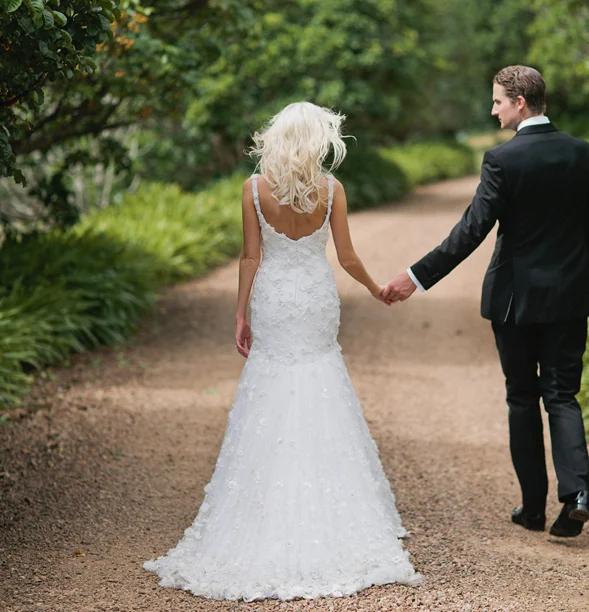 Renee

#realbride #nzbride #weddingdress #annaschimmel
@idophotographynz