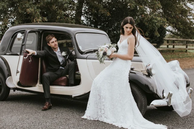 Amy

#realbride #realwedding #nzbride #annaschimmel 
@marquebrandstudio_commercial